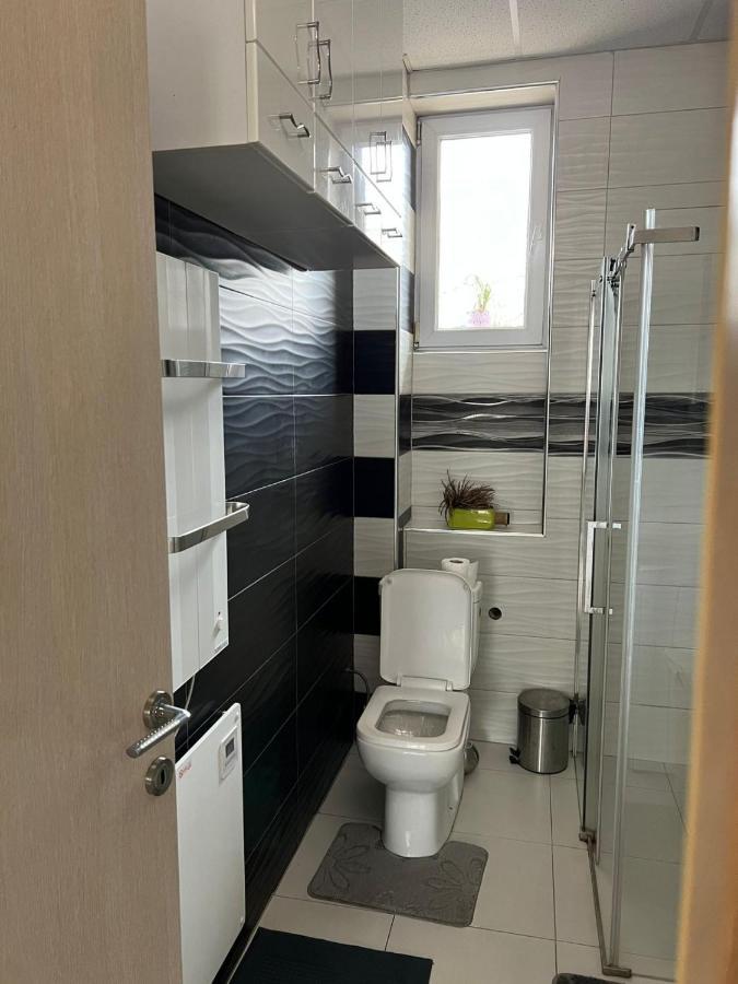 Apartment Alex Belgrado Esterno foto