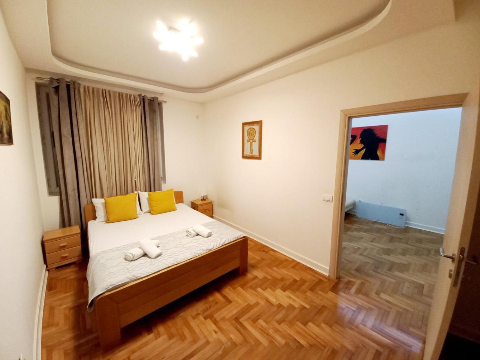 Apartment Alex Belgrado Esterno foto